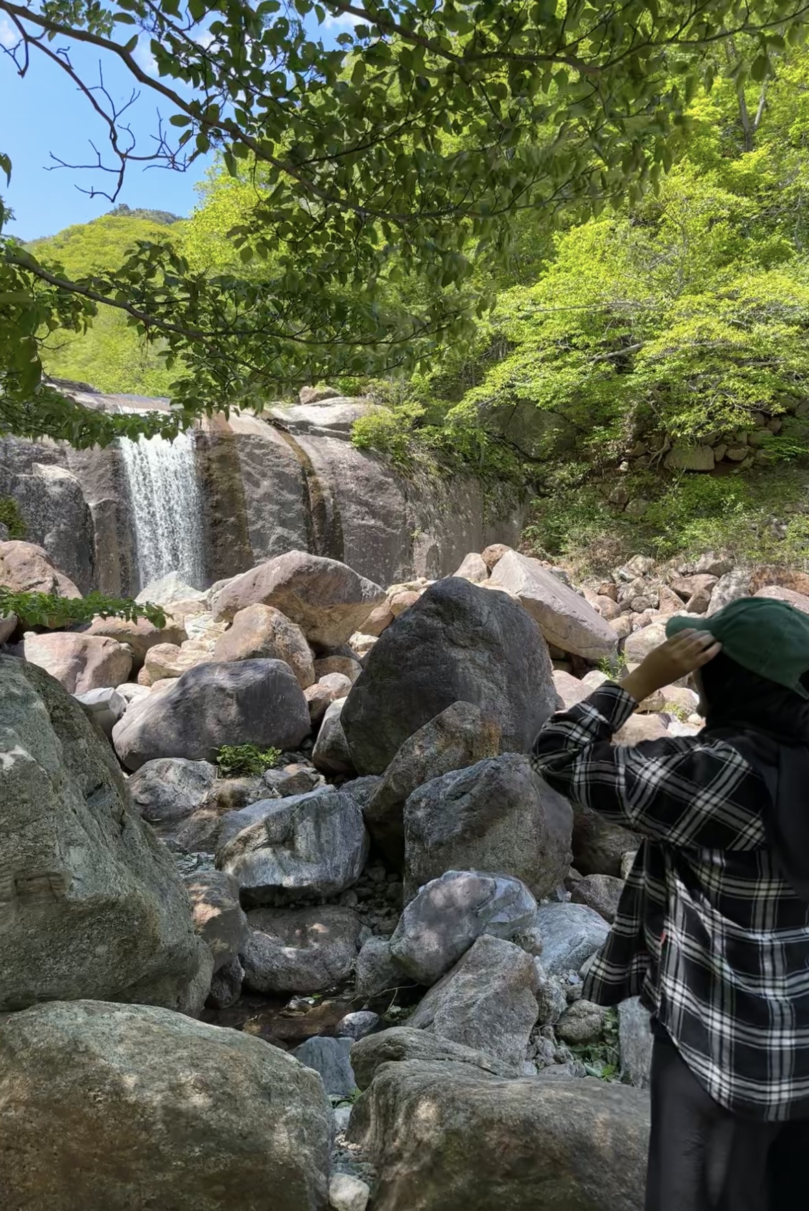 Hiking to the Second Highest Mountain In South Korea (Jirisan) 🇰🇷